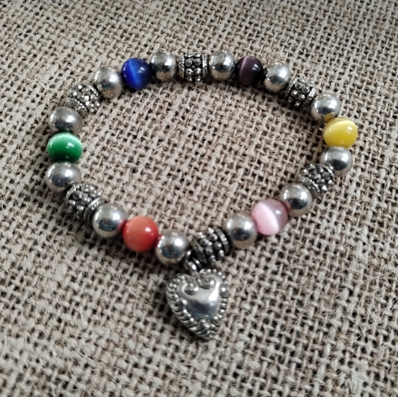 Beaded Heart Bracelet - Picture 3 of 14